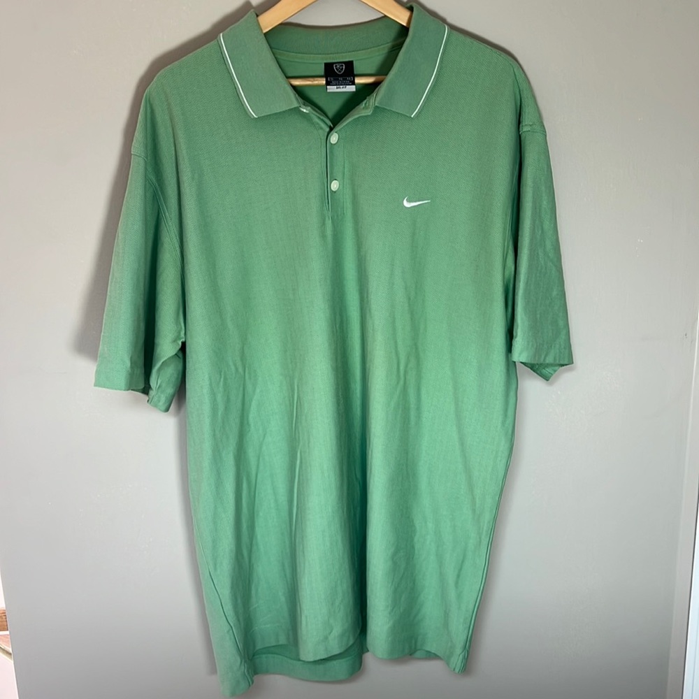 Vintage Nike golf shirt